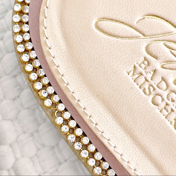 Badgley Mischka Grant Satin Jewel Pearl Embellished T-Strap Sandals New in Box - Picture 5 of 10